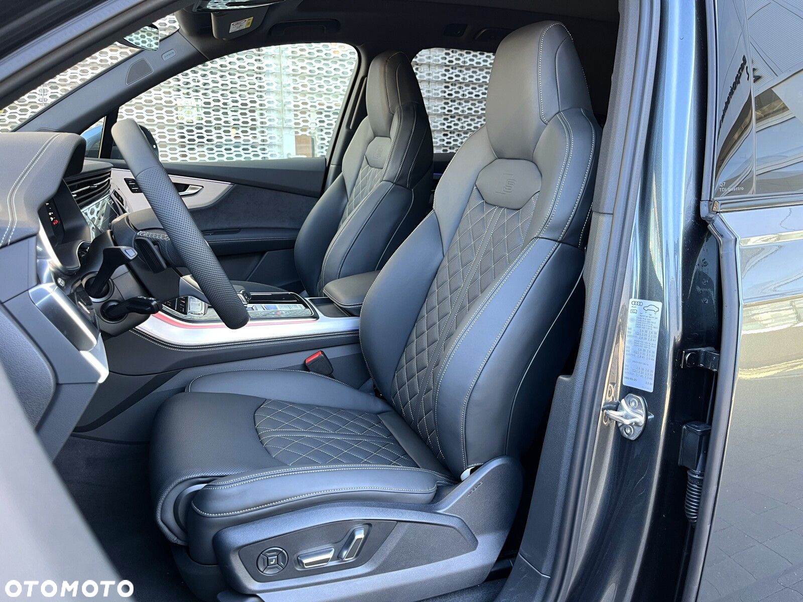 Audi Q7 - 16