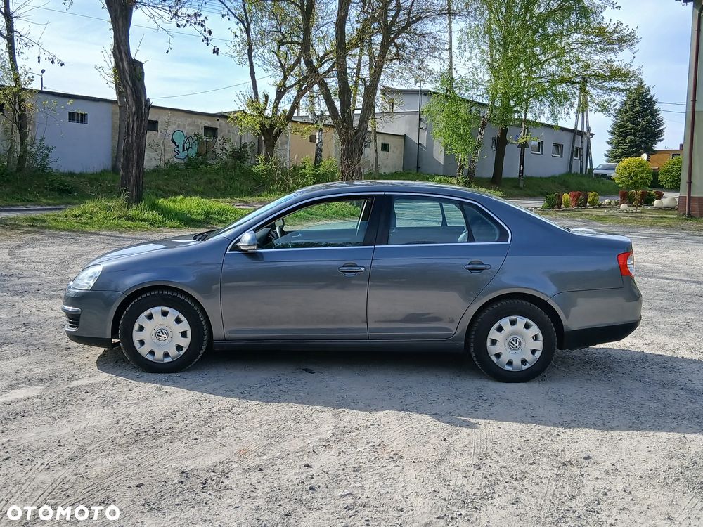 Volkswagen Jetta 1.4 TSI Comfortline - 5
