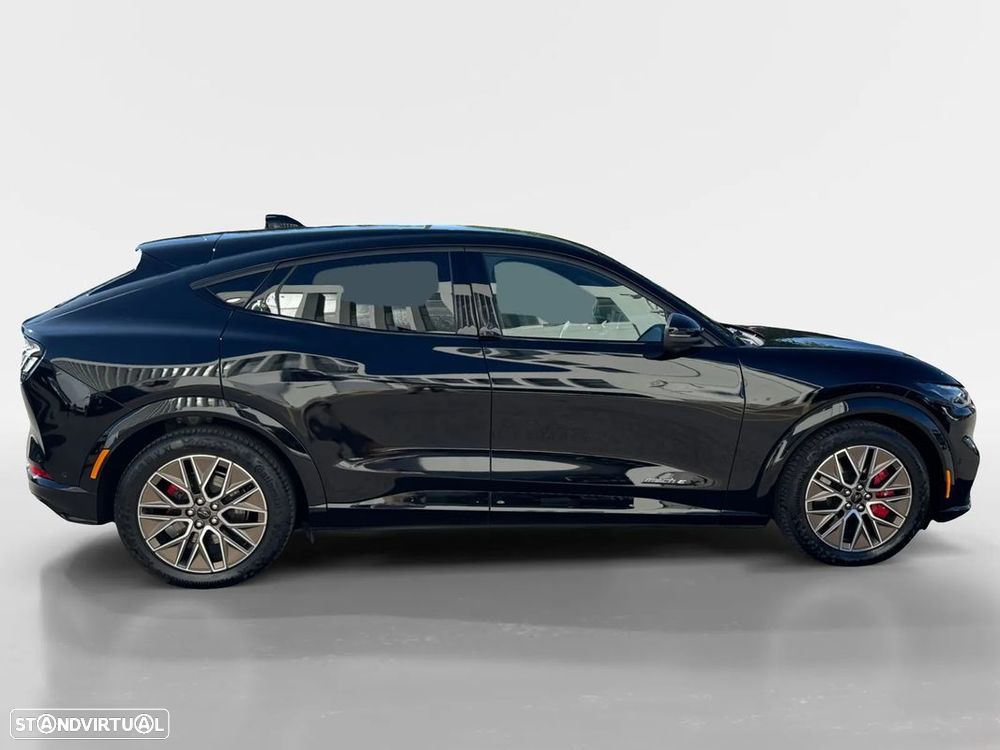 Ford Mustang Mach-E 75.7 kWh Premium AWD - 7