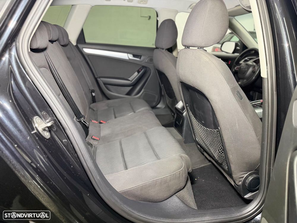 Audi A4 Avant 2.0 TDI Sport - 12