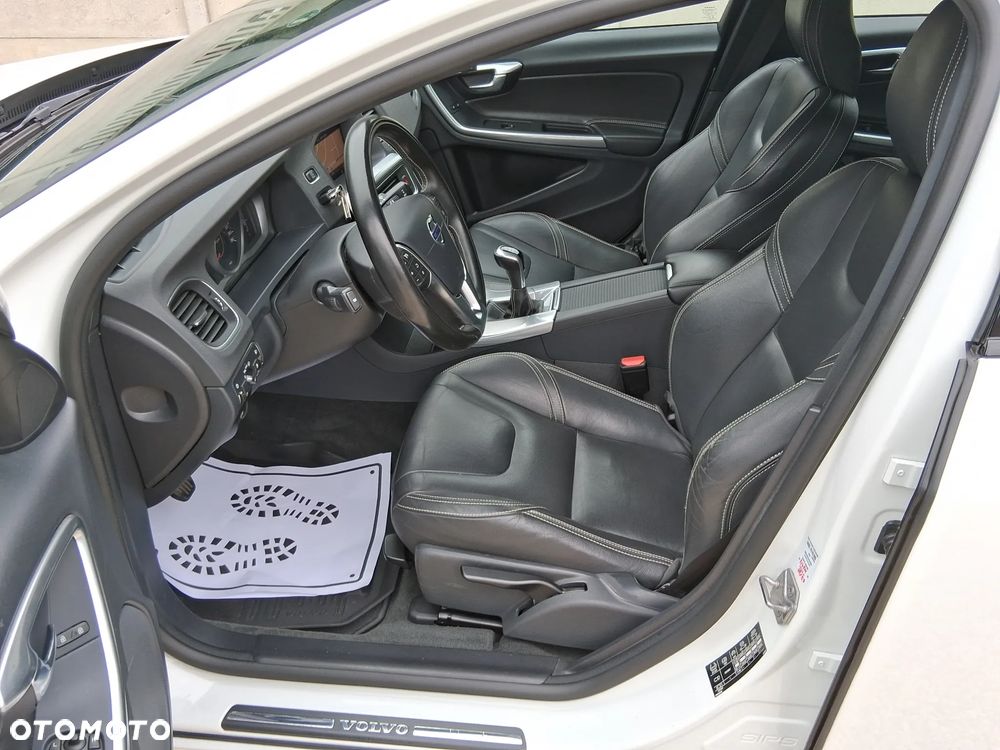 Volvo V60 - 10
