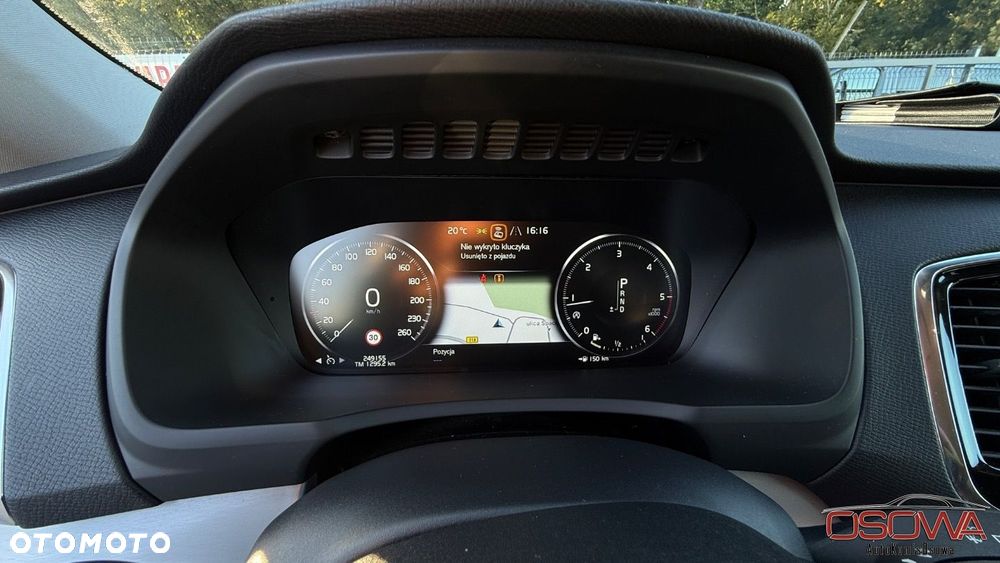 Volvo XC 90 D5 AWD Momentum 7os - 24