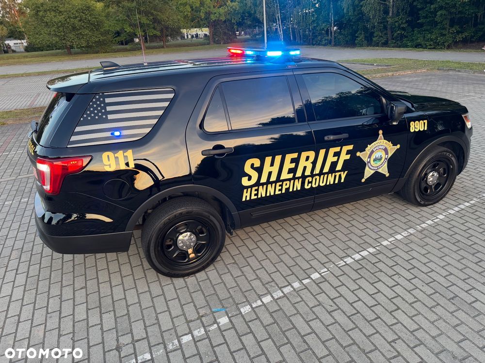 Ford Explorer - 5