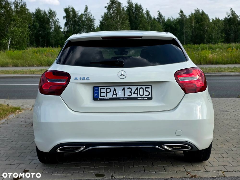 Mercedes-Benz Klasa A 180 7G-DCT AMG Line - 9