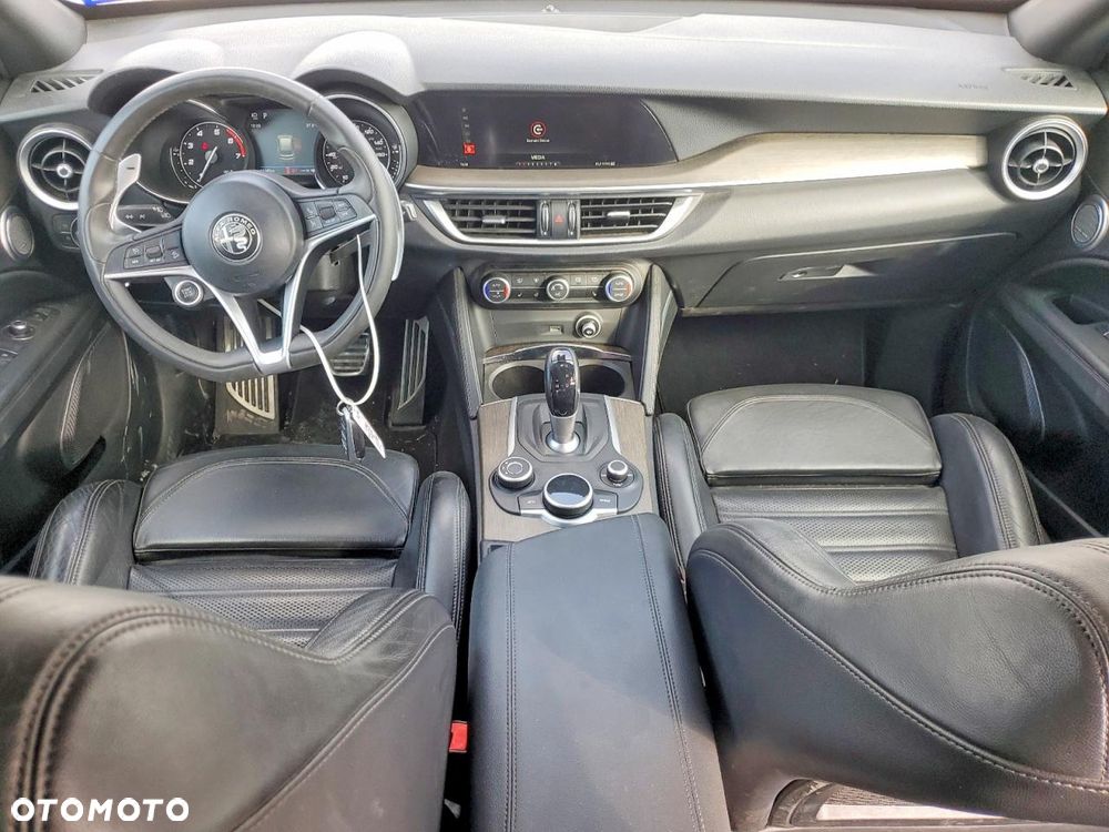 Alfa Romeo Stelvio 2.0 Turbo Veloce Q4 - 8