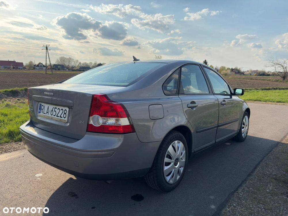 Volvo S40 2.4 - 11