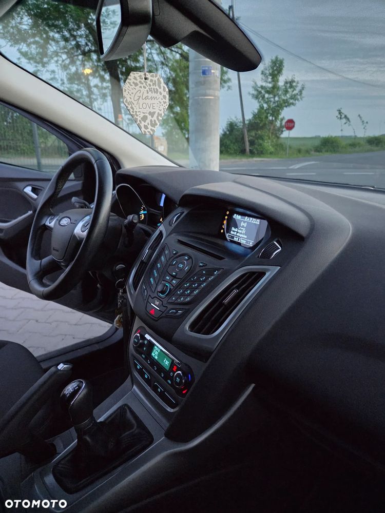 Ford Focus 1.0 EcoBoost 99g Trend - 8