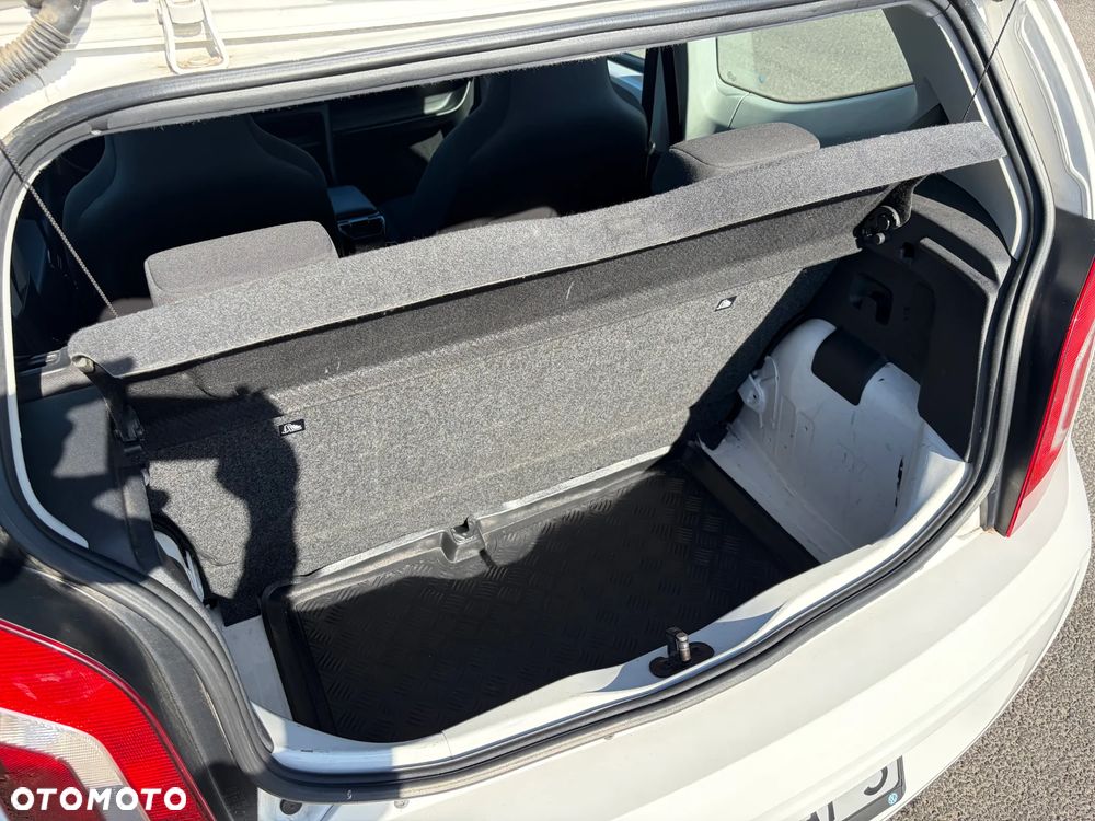 Volkswagen up! 1.0 move EU6 - 10