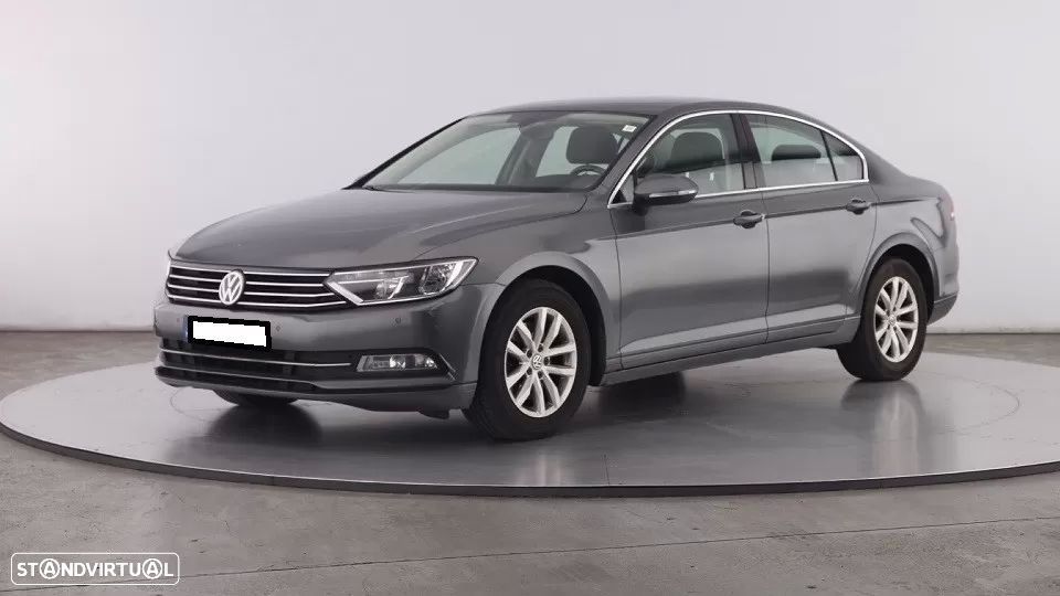 VW Passat 1.6 TDI Highline - 2