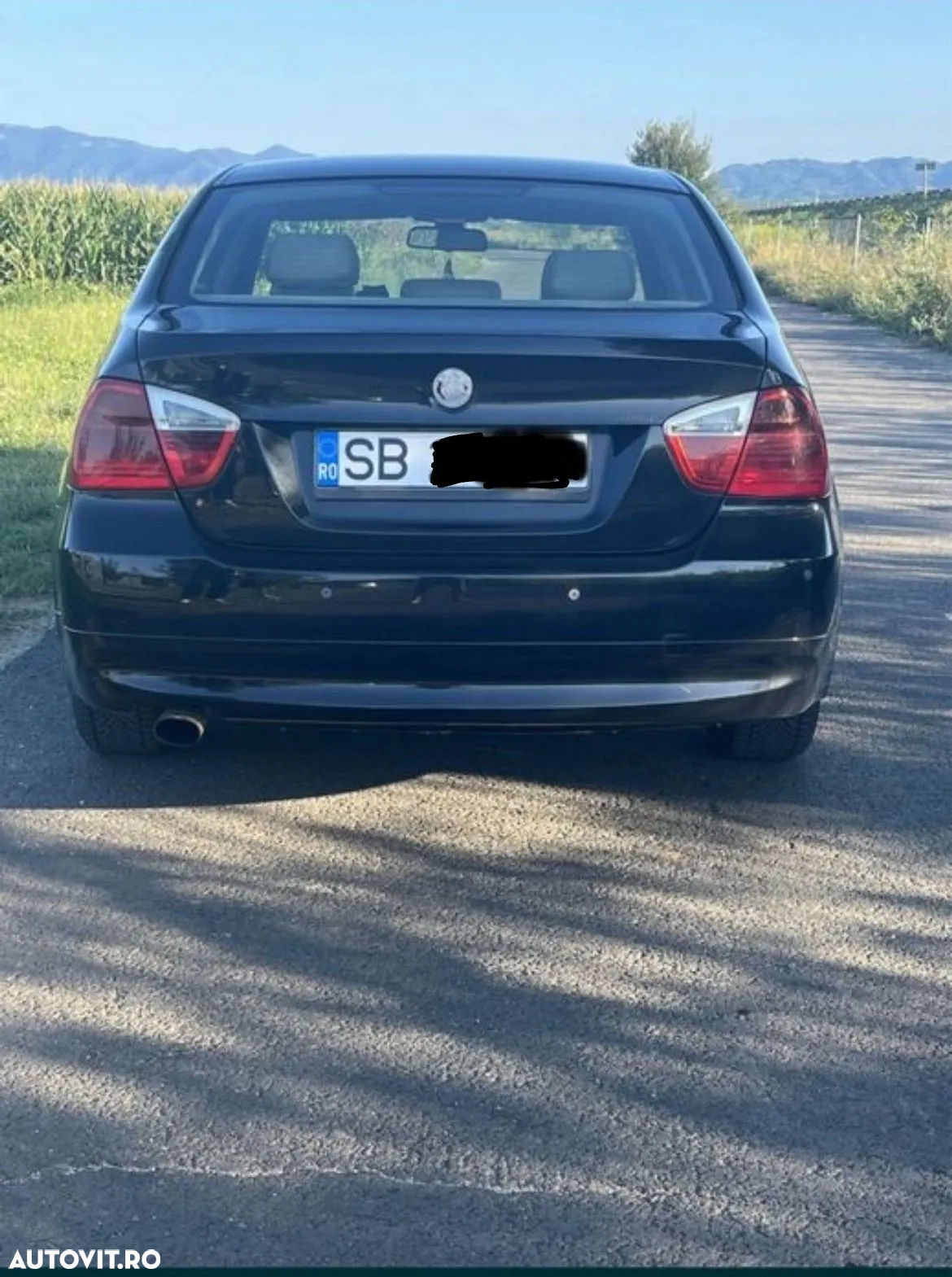 BMW Seria 3 320d - 4
