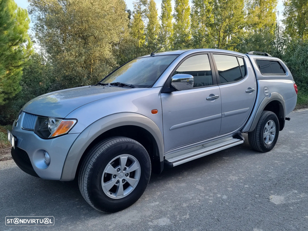 Mitsubishi L200 2.5 DI-D CD Invite+ AC/ABS 4WD