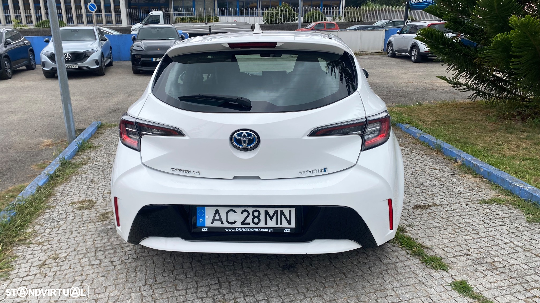 Toyota Corolla 1.8 Hybrid Comfort - 9