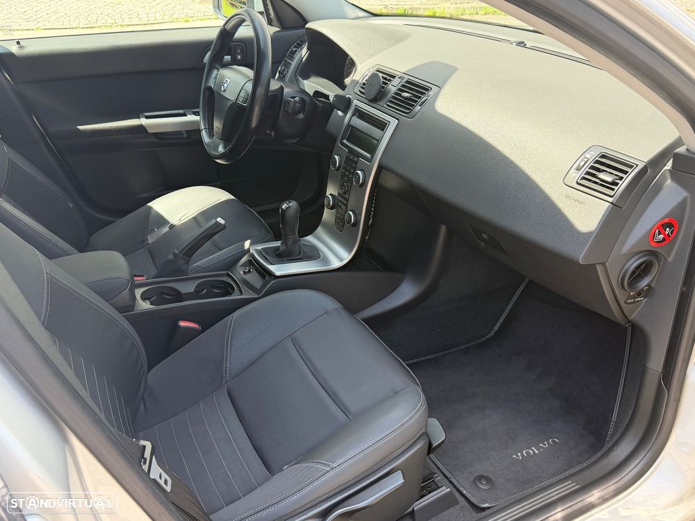 Volvo V50 2.0 D Nível 2 - 9