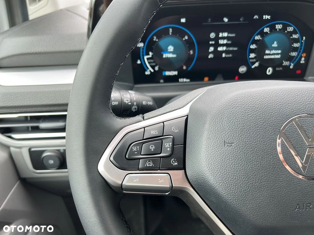 Volkswagen Caravelle - 21