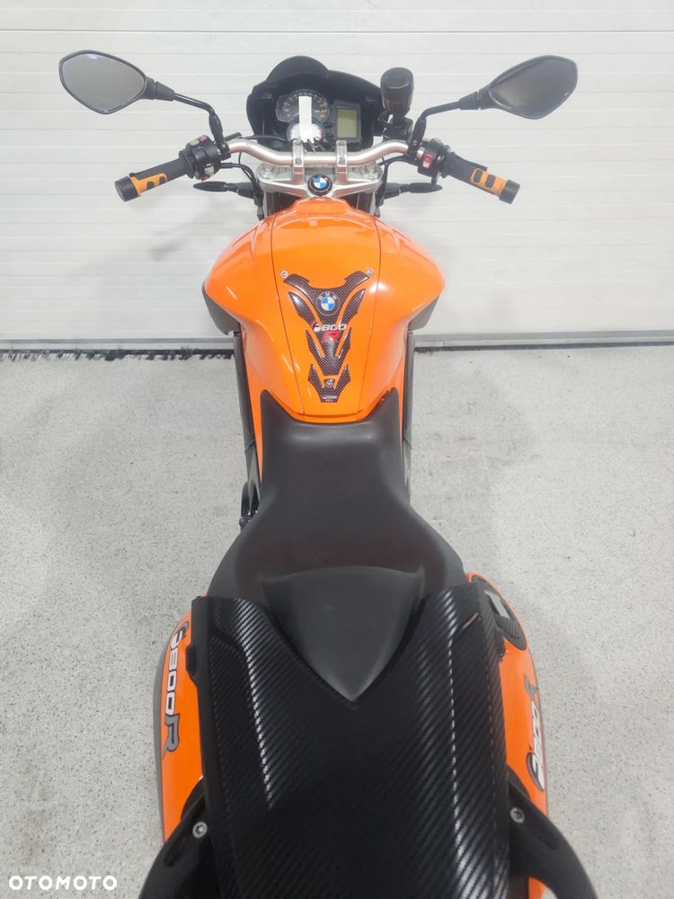 BMW F - 29