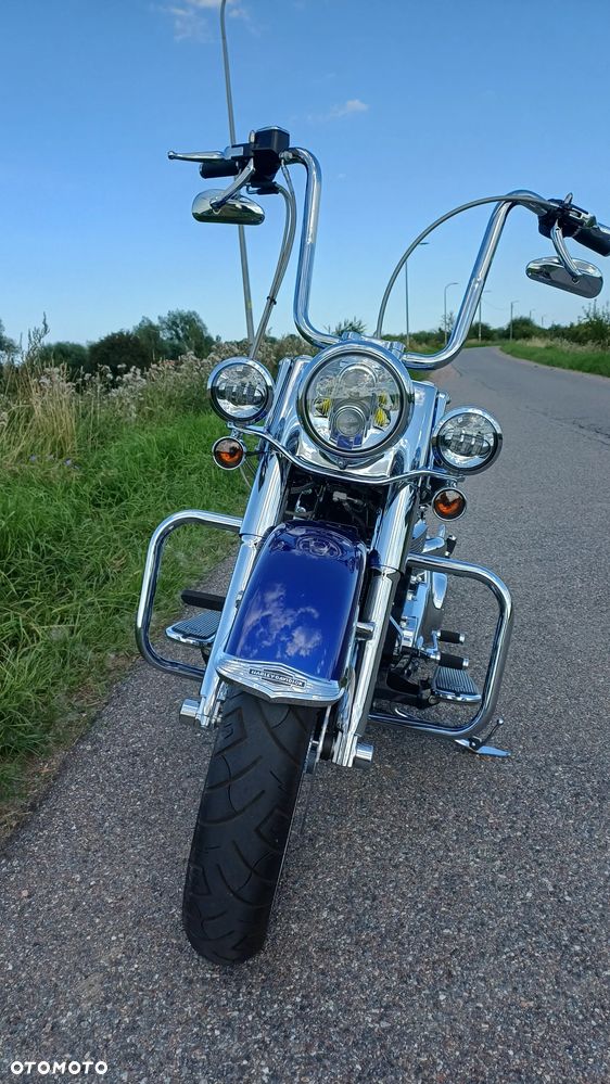 Harley-Davidson Softail Deluxe - 3