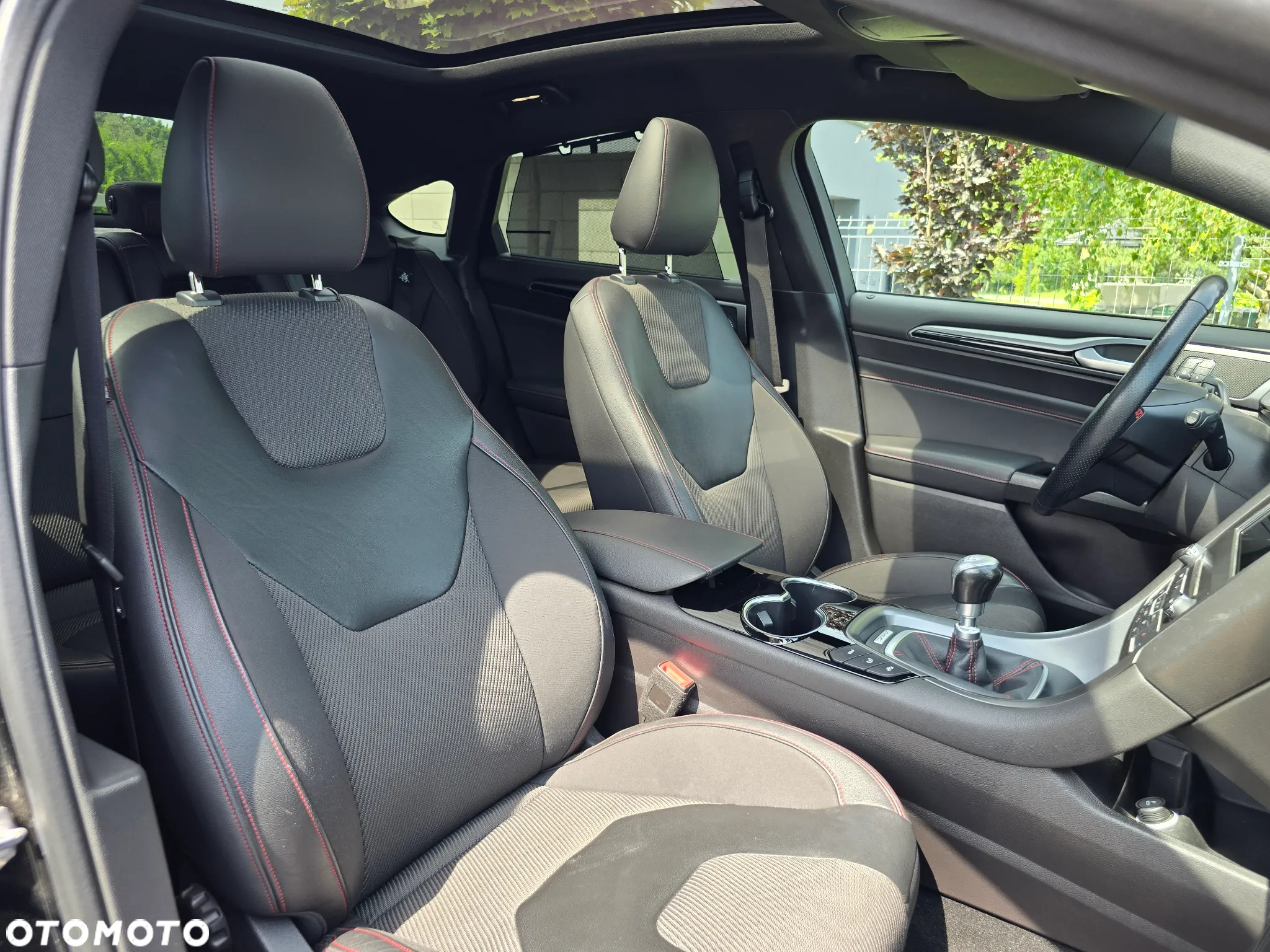 Ford Mondeo 1.5 EcoBoost ST-Line X - 12