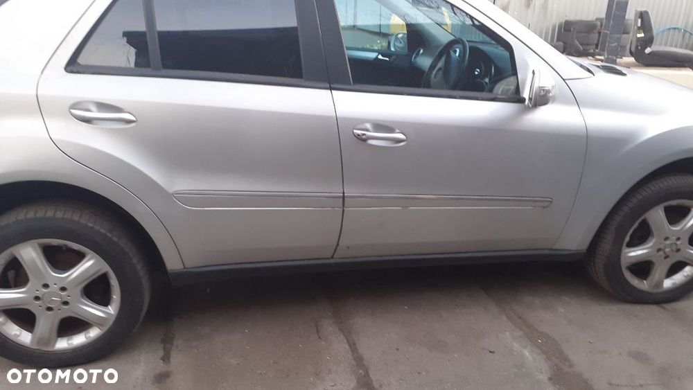 Drzwi Mercedes ML W164 - 1