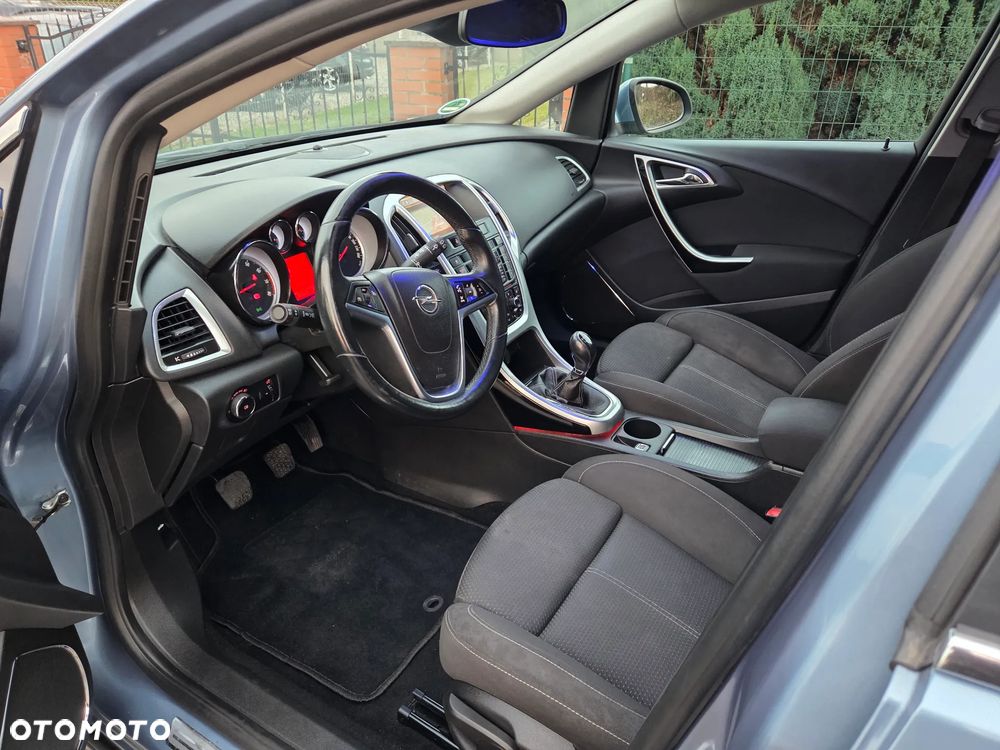 Opel Astra 1.4 Turbo Design Edition - 8