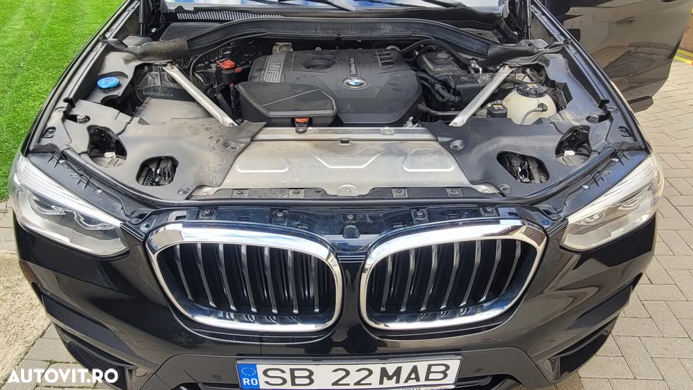 BMW X3 xDrive20i AT - 21