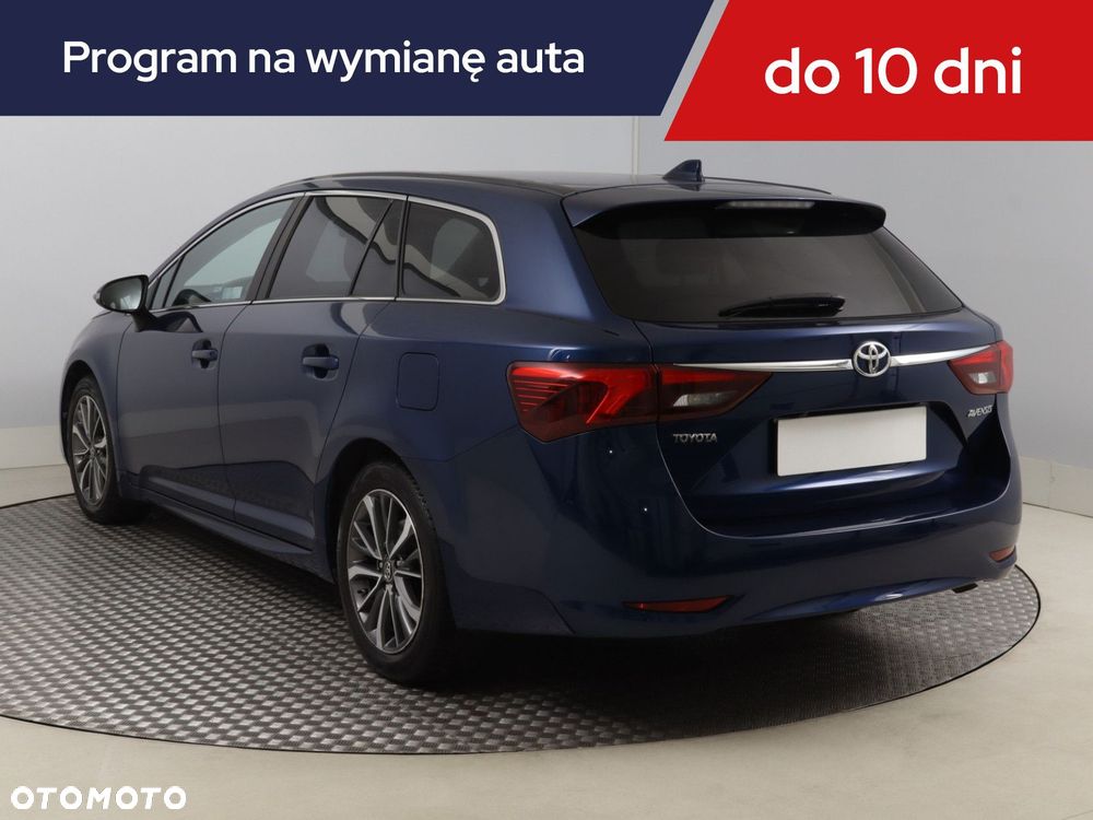 Toyota Avensis 2016 photo 5