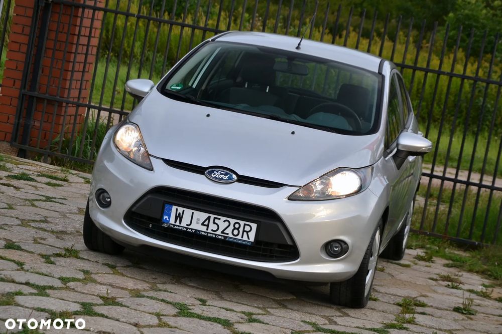 Ford Fiesta 1.25 Trend EU5 - 13