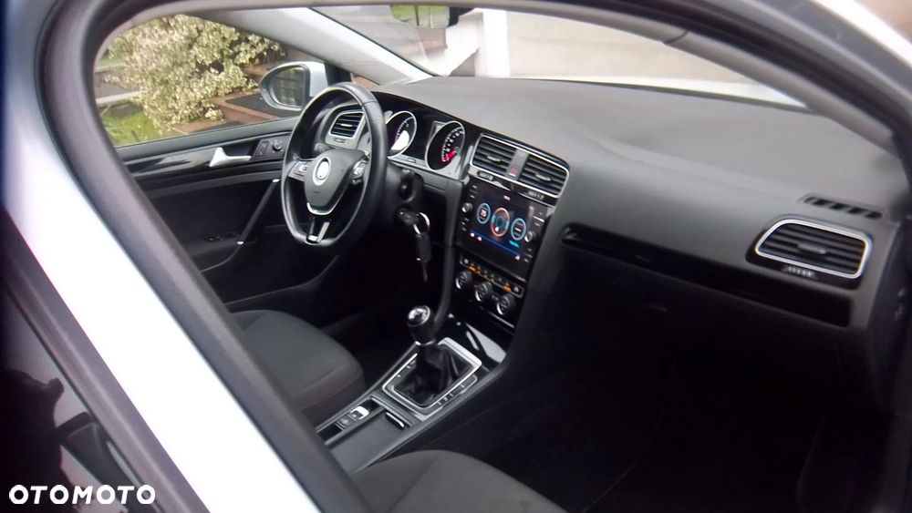 Volkswagen Golf 1.6 TDI Sound - 7