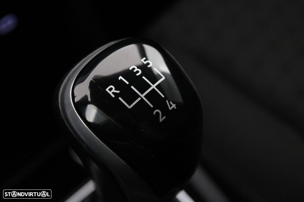 VW T-Cross 1.0 TSI Life - 23