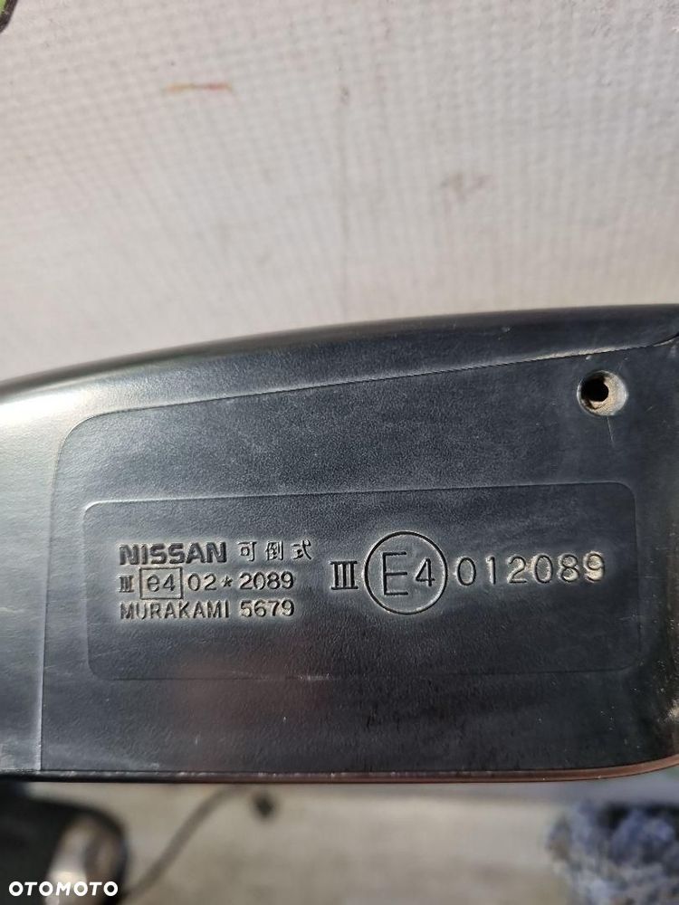 NISSAN PATROL Y61 LUSTERKO PRAWE 5 PIN - 5