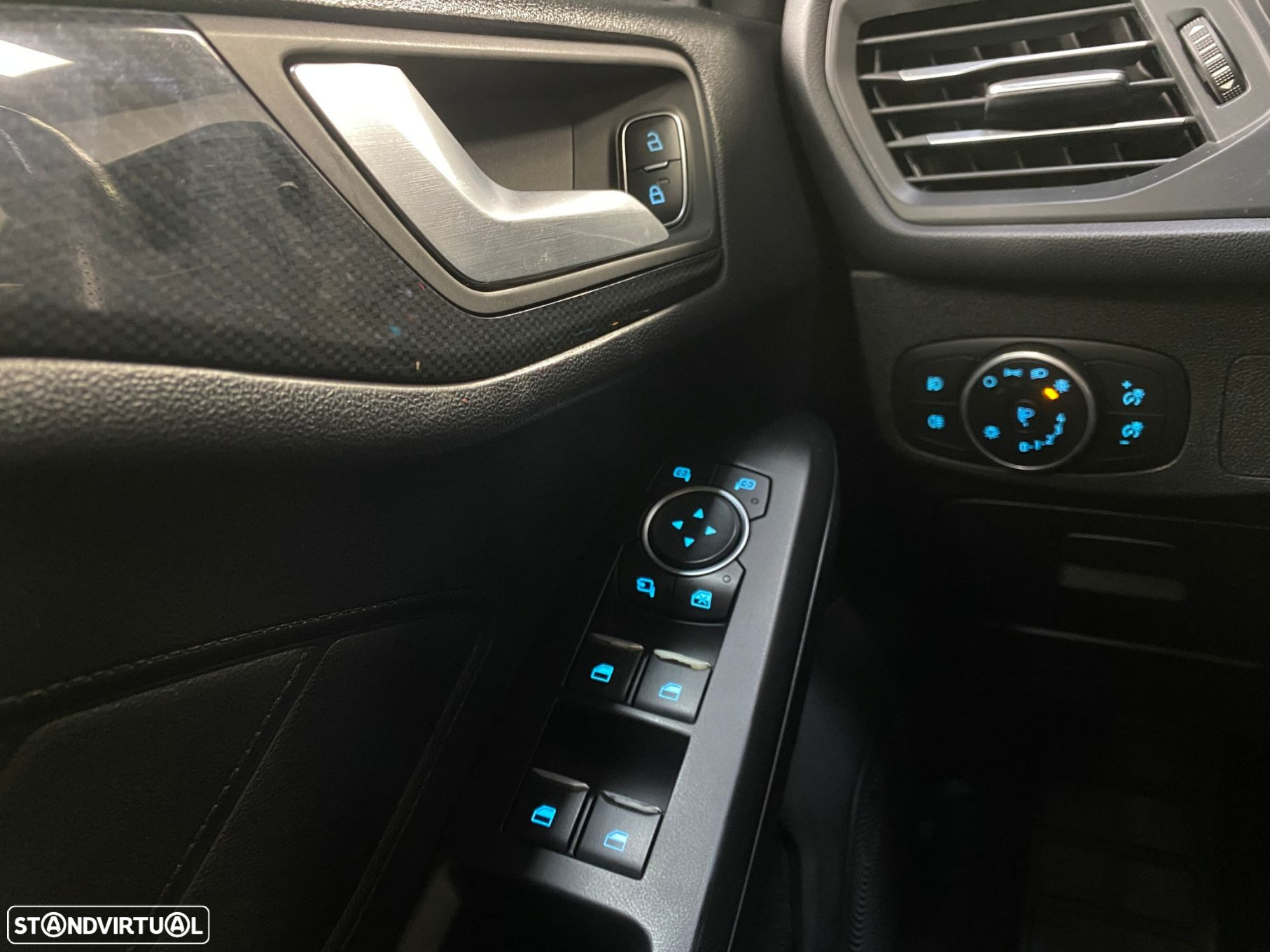 Ford Focus SW 1.0 EcoBoost ST-Line - 20
