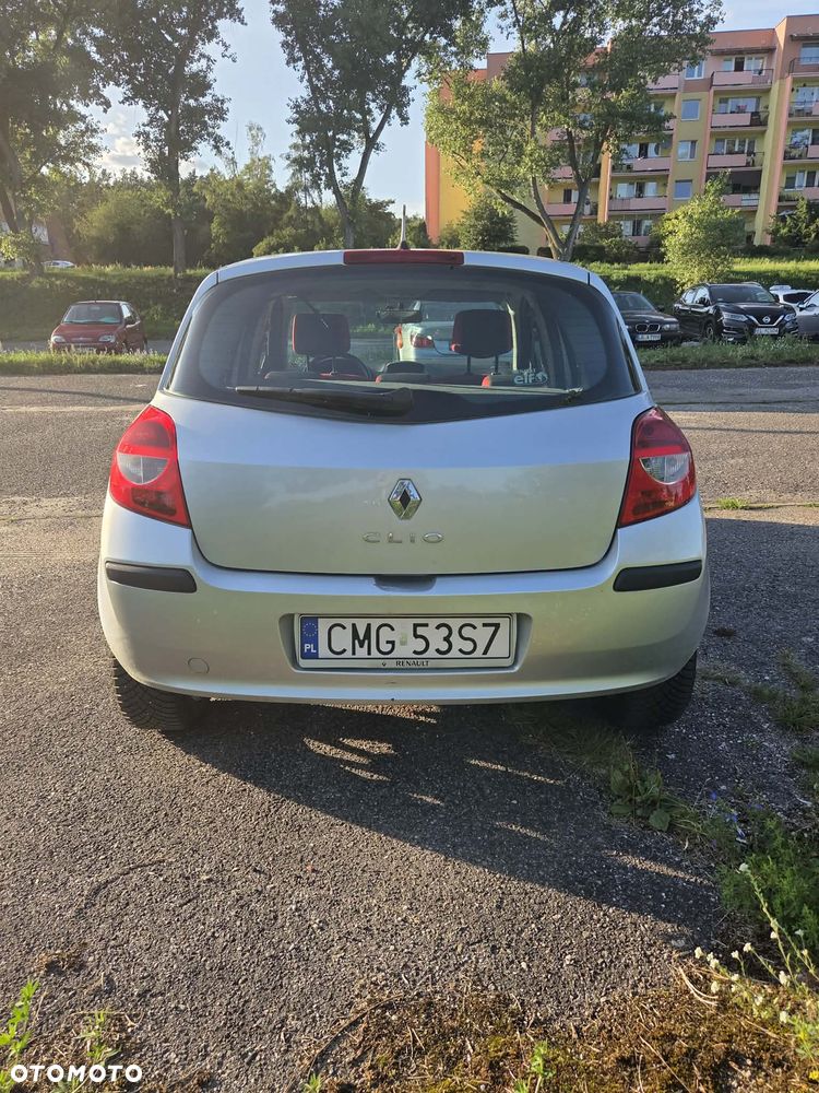 Renault Clio 1.2 16V Ripcurl - 4