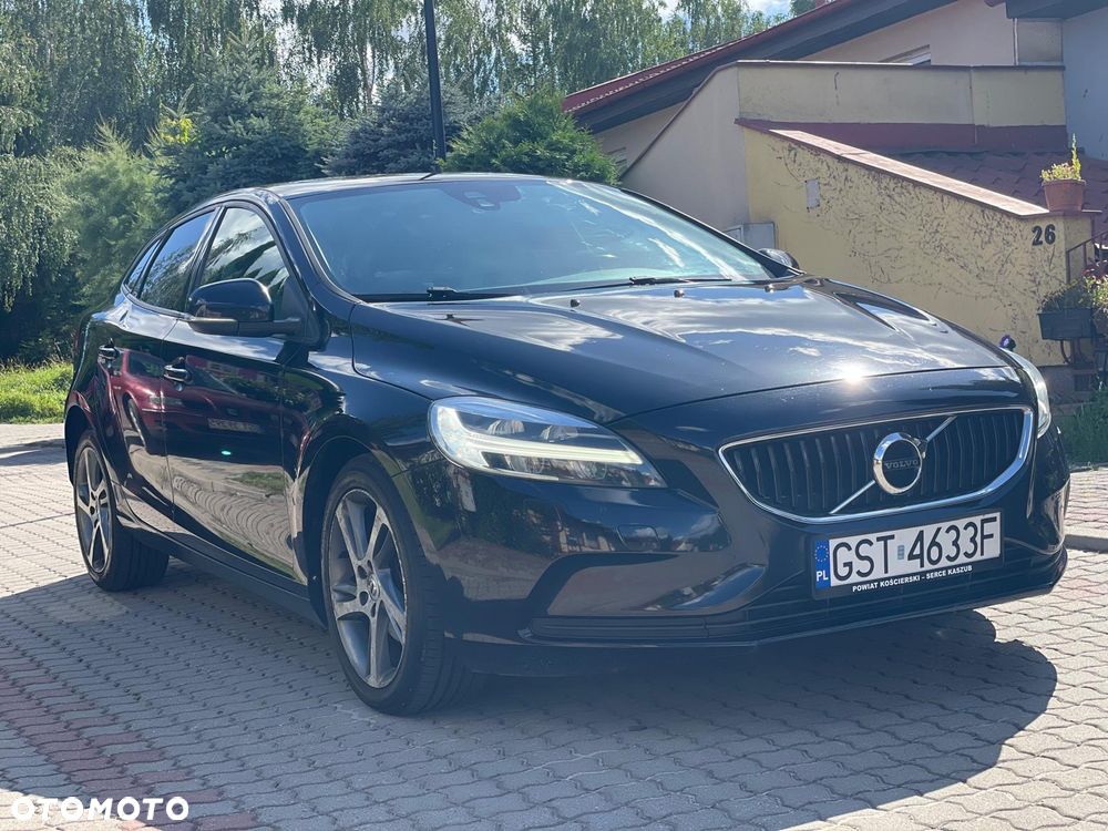 Volvo V40 D2 Drive-E R-Design Momentum - 9