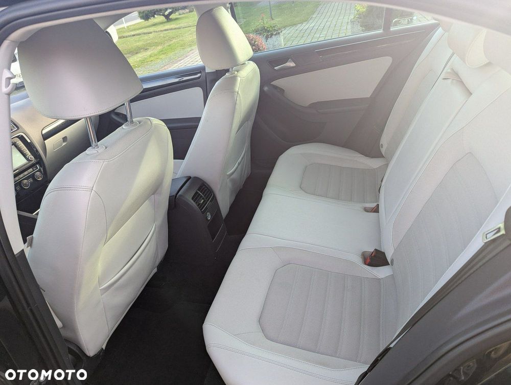 Volkswagen Jetta 1.4 TSI BMT Highline - 7