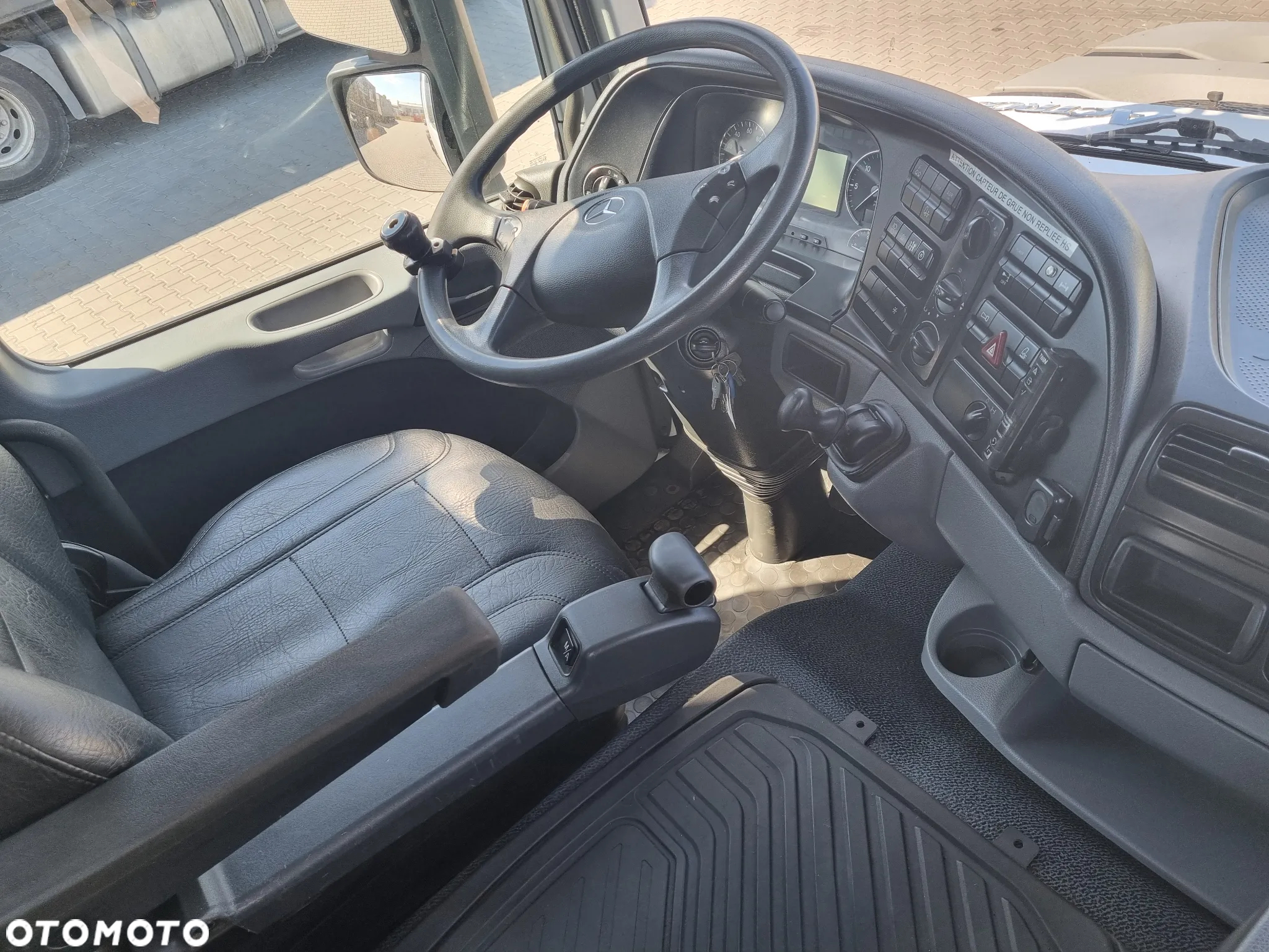 Mercedes-Benz Actros 3244 - 4