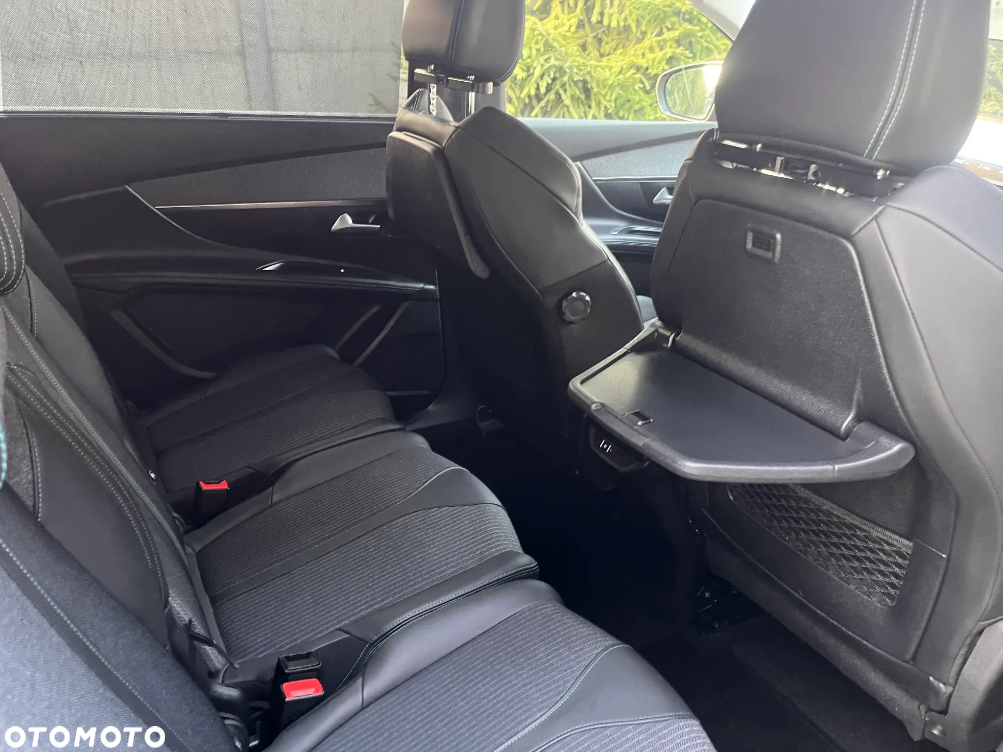 Peugeot 5008 PureTech 130 Stop & Start Allure Pack - 16