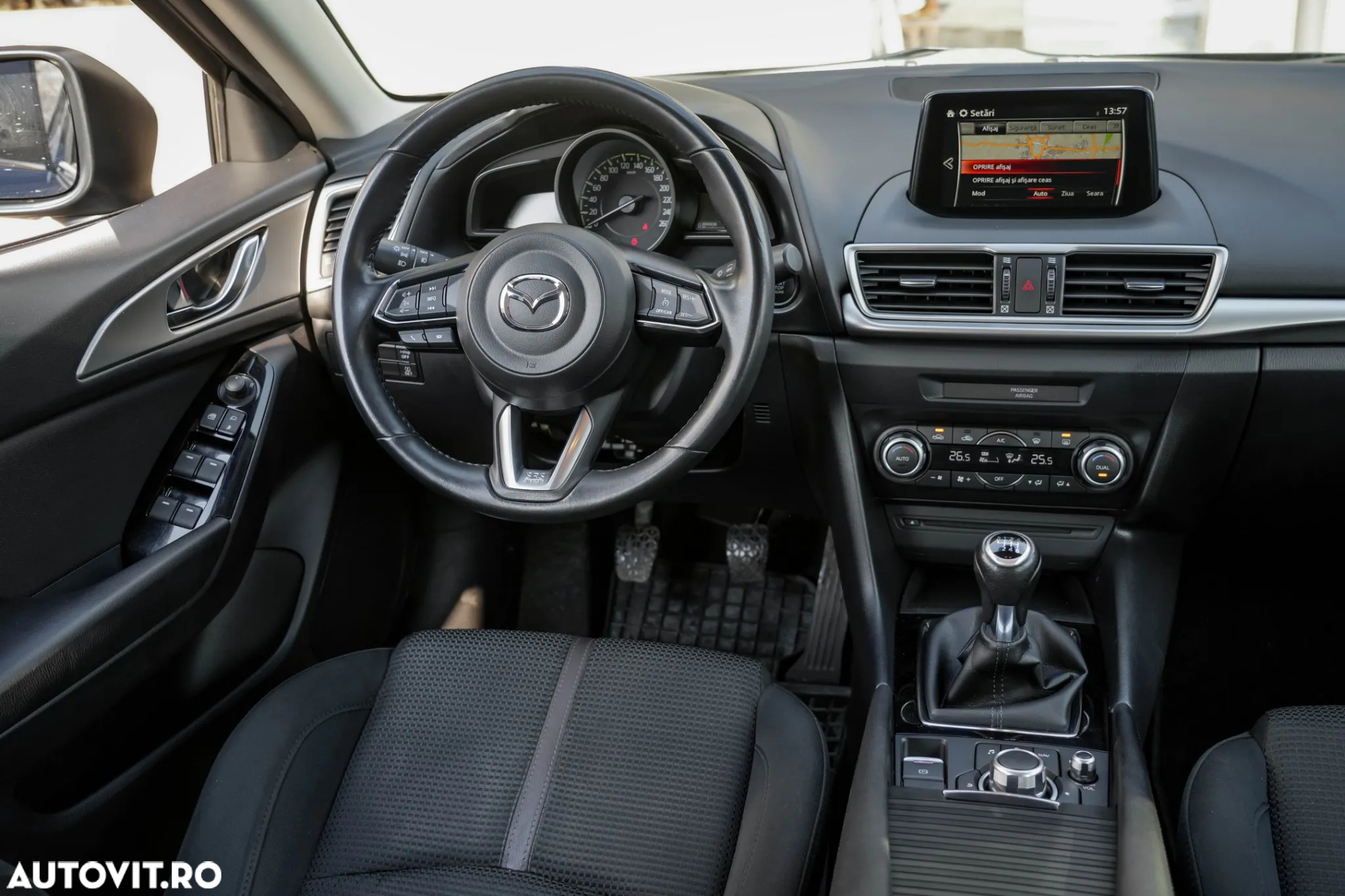 Mazda 3 SKYACTIV-G 120 Exclusive-Line - 4