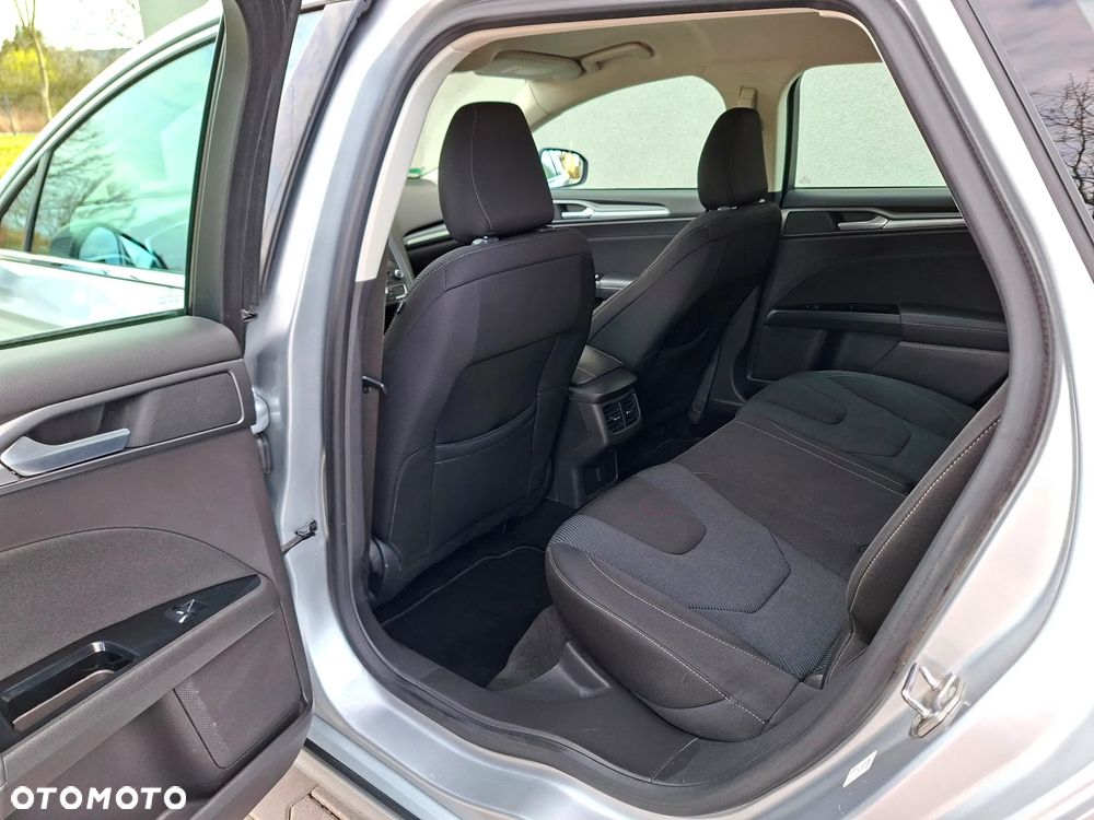 Ford Mondeo 2.0 TDCi STart-Stopp Titanium - 20