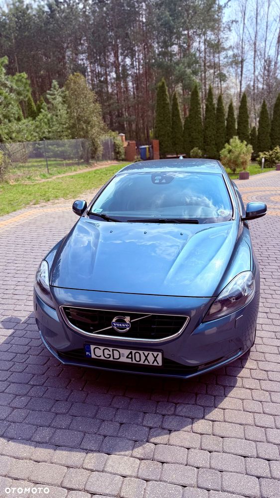 Volvo V40 D4 R-Design Summum - 3