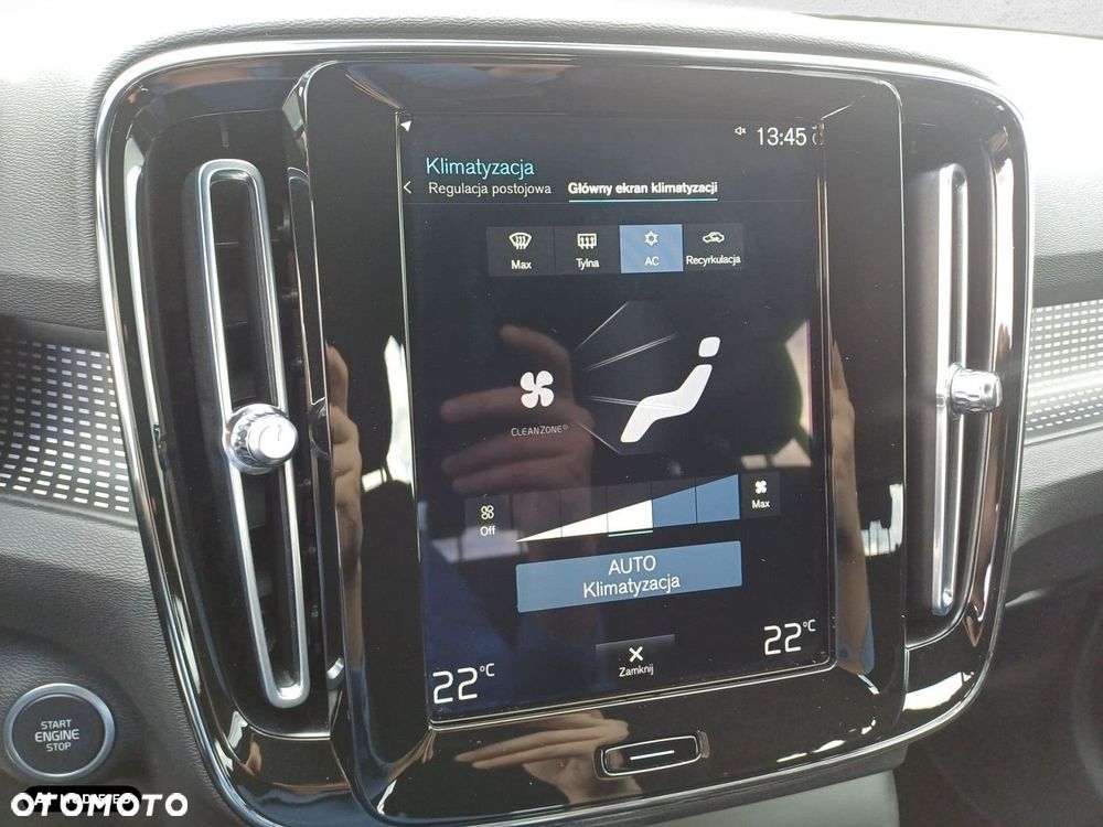 Volvo XC 40 - 25