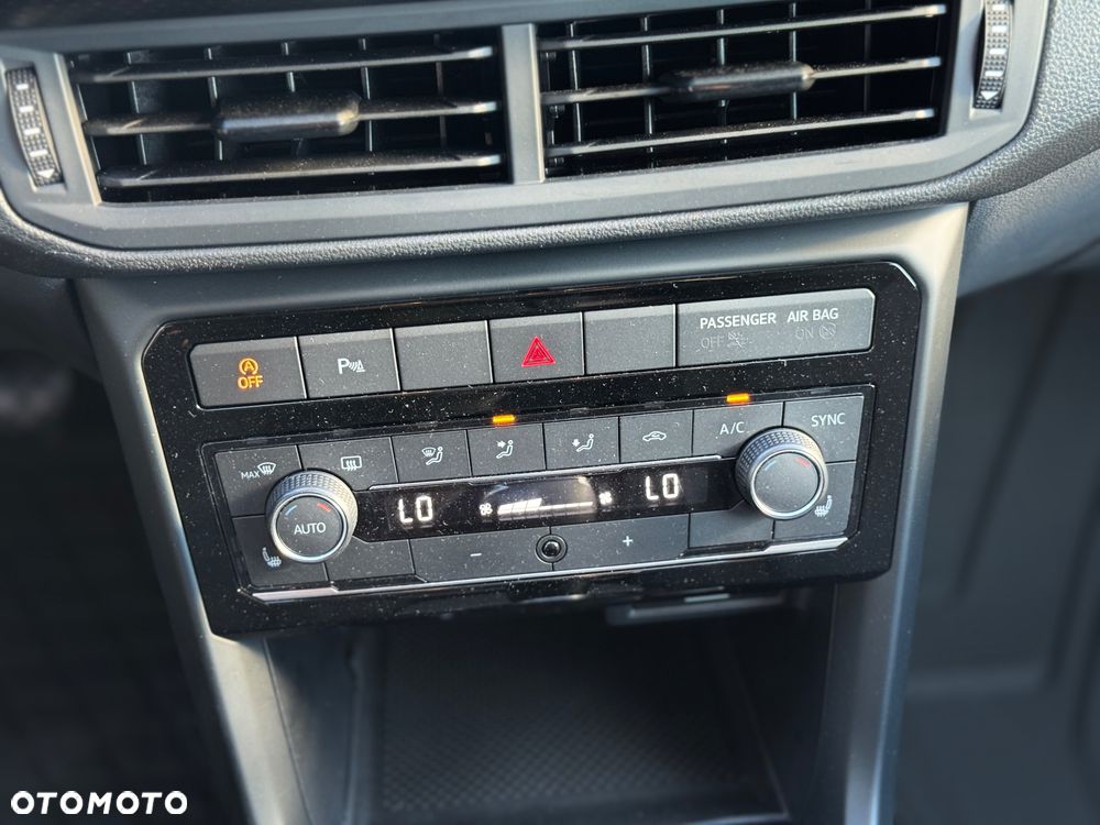 Volkswagen T-Cross - 22