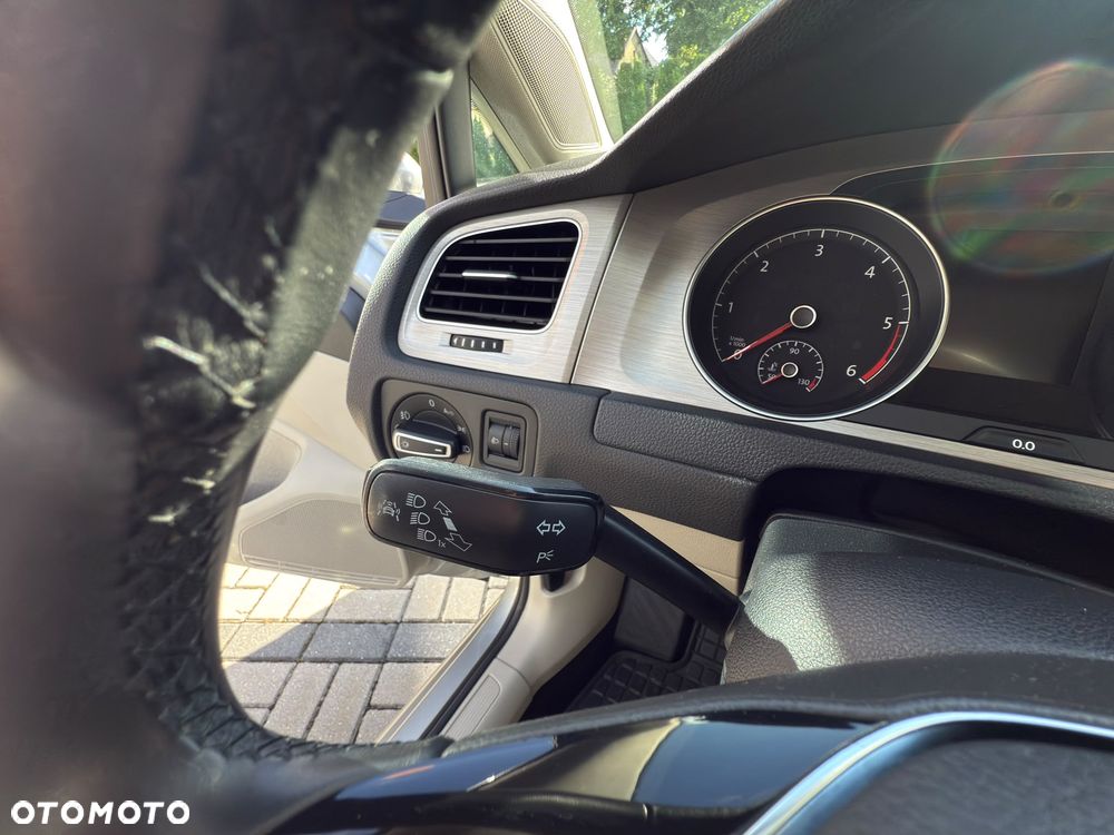 Volkswagen Golf 1.6 TDI BMT Highline DSG - 17