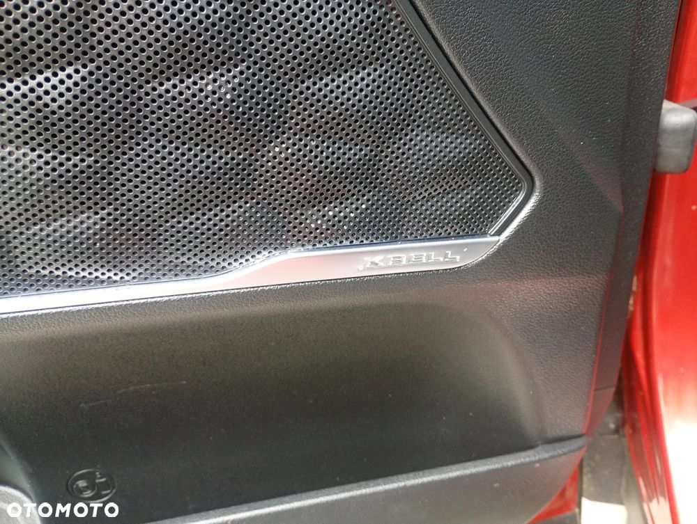 Hyundai Santa Fe 2.0 CRDi Premium 4WD 7os - 33