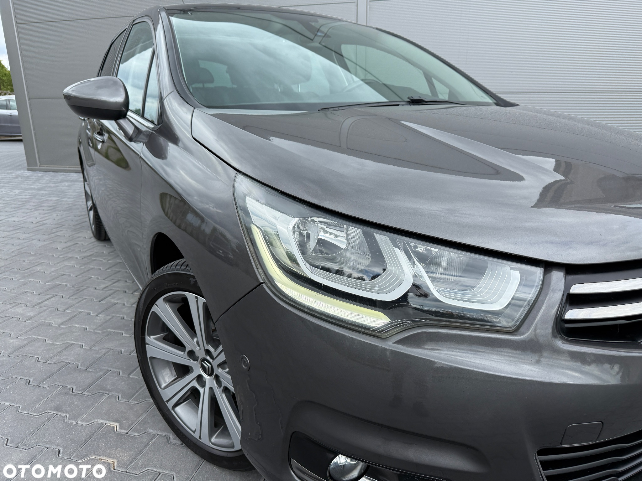 Citroën C4 PureTech e-THP 130 Exclusive - 23