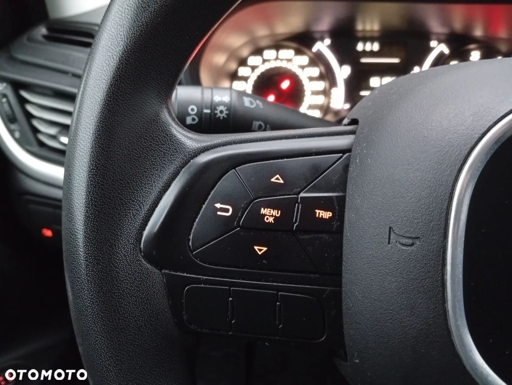 Fiat Tipo 1.4 16v Easy - 16