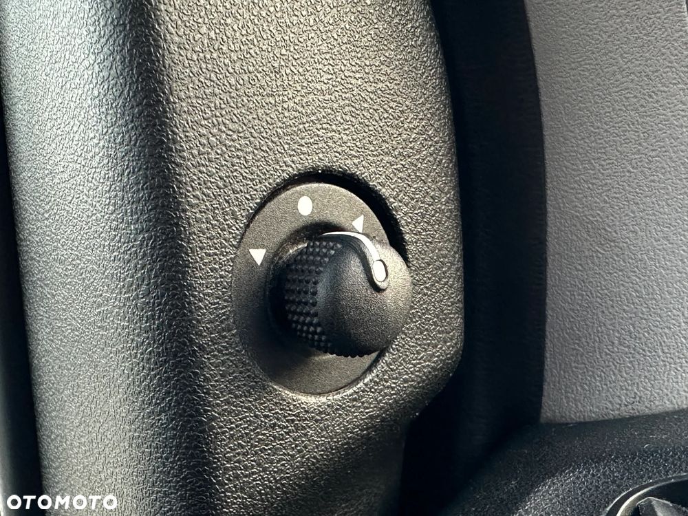 Fiat Doblo Dynamic - 28