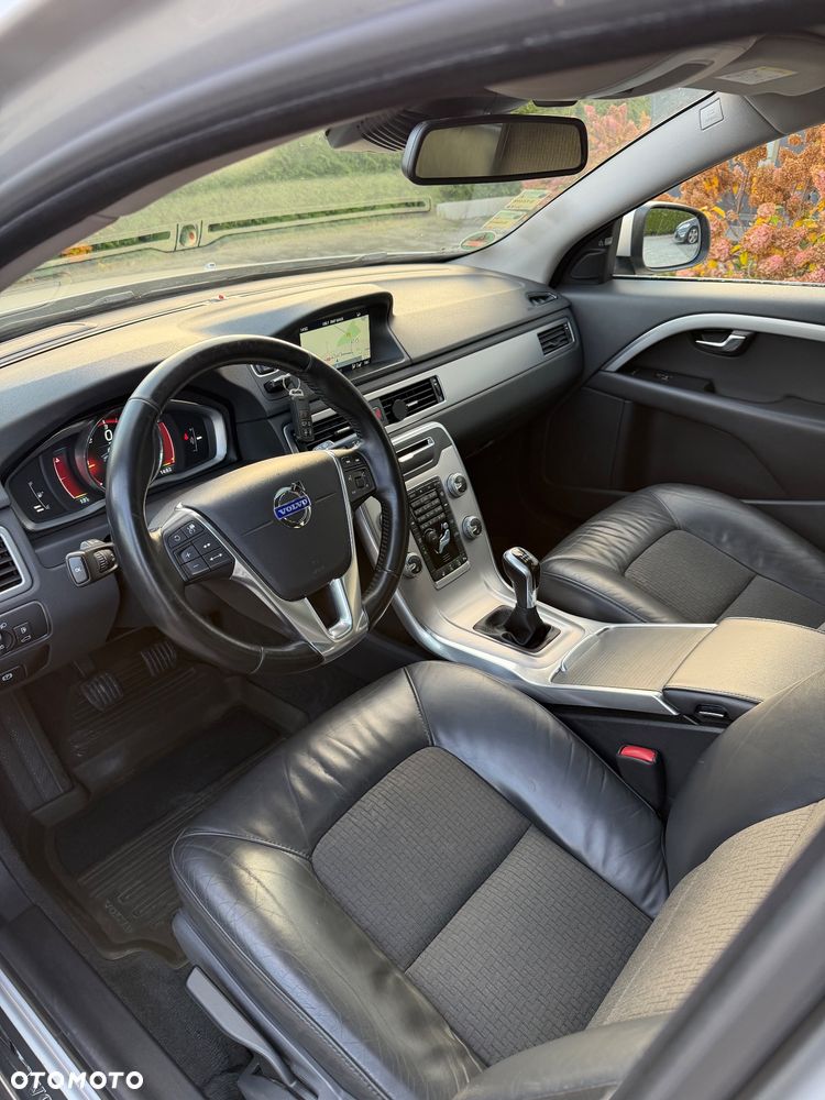 Volvo V70 D4 Drive-E Momentum - 11