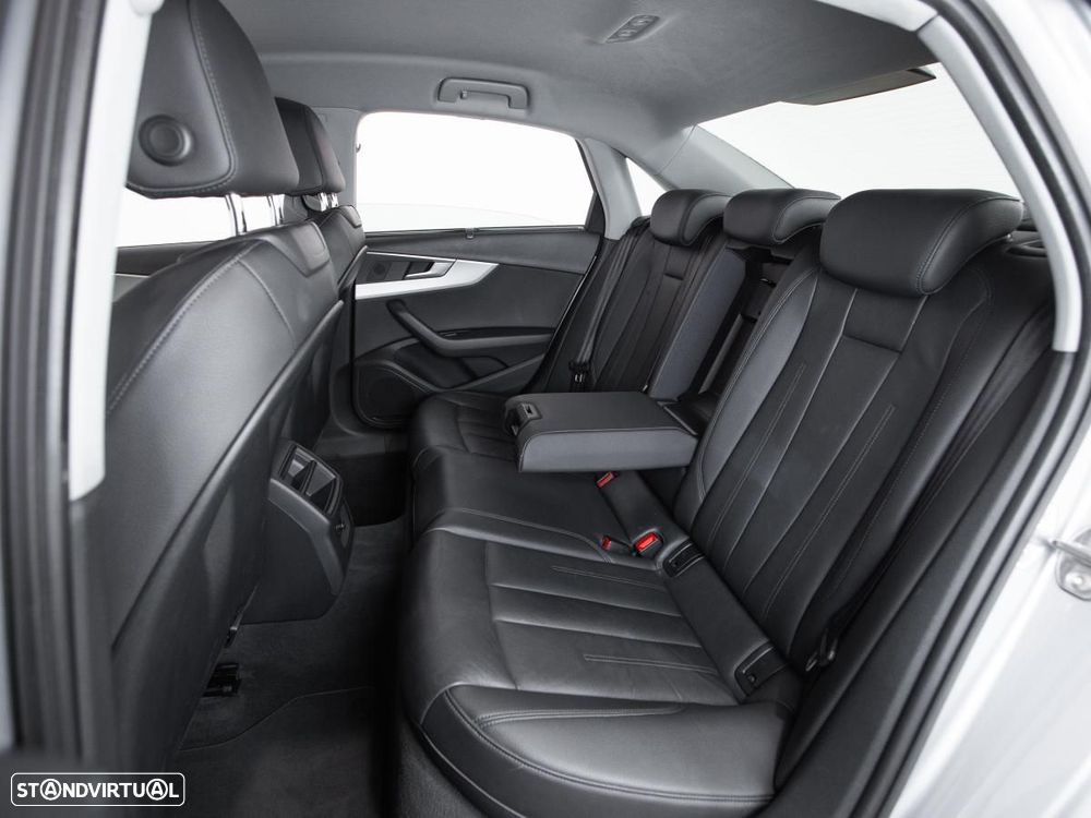 Audi A4 2.0 TDI - 9