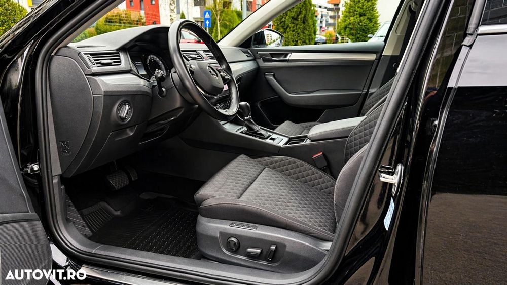 Skoda Superb 2.0 TDI DSG Style - 10