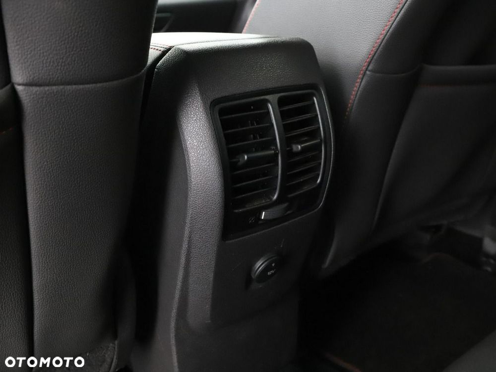 Ford Kuga 1.5 EcoBlue ST-LINE - 35