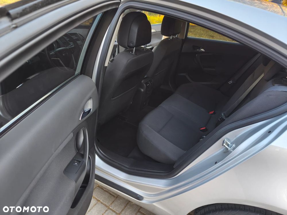 Opel Insignia 2.0 CDTI - 13